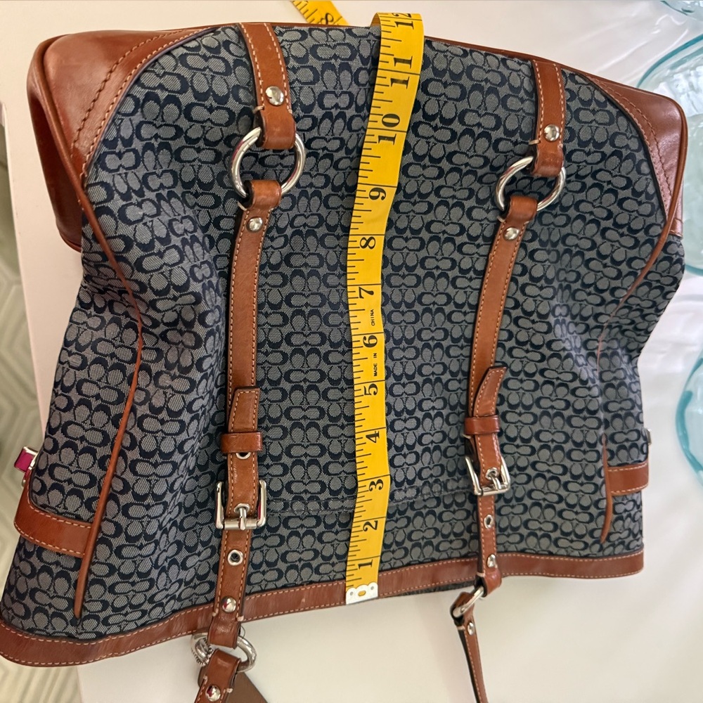Coach Navy and Tan Shoulder Bag - Picture 5 of 14
